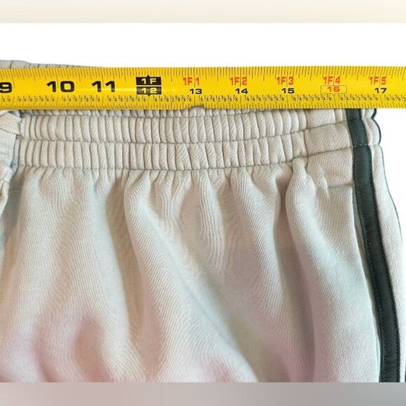 Adidas Men's French Terry Tapered-Cuff 3-Stripes Joggers HL2271. Green Size XL. - Picture 6 of 9